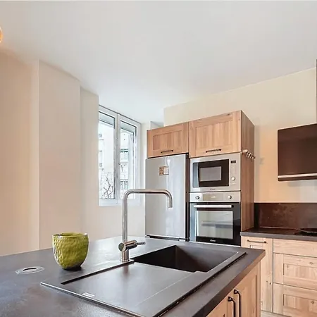 Prázdninový dům Stunning 230m With Garden In The Center *